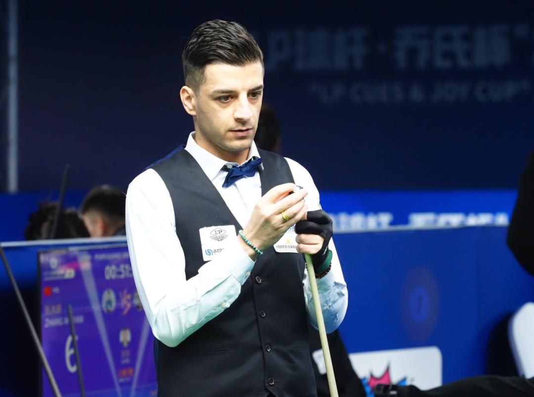 布鲁姆凭借 布鲁姆凭借