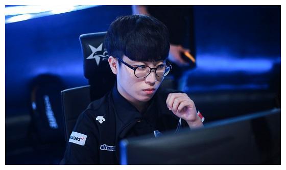 但骆建佑并 但骆建佑并