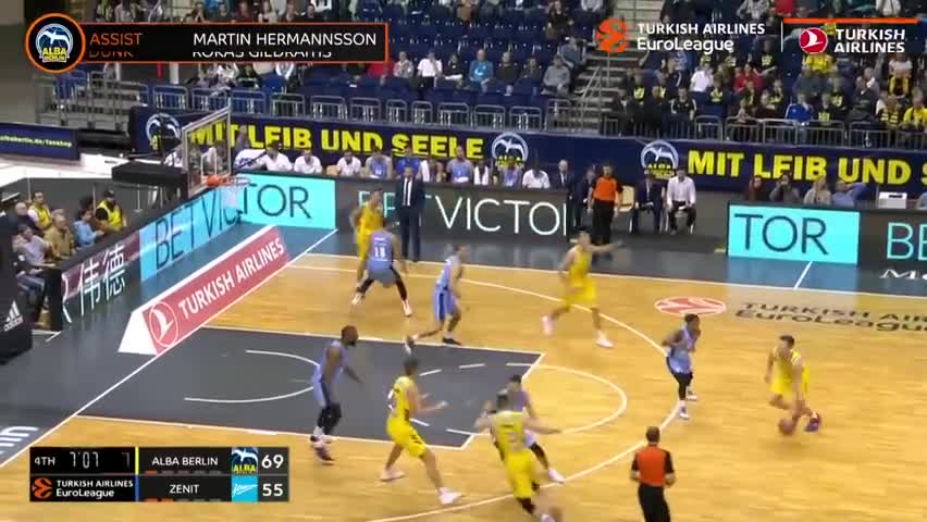 了球队在高 了球队在高